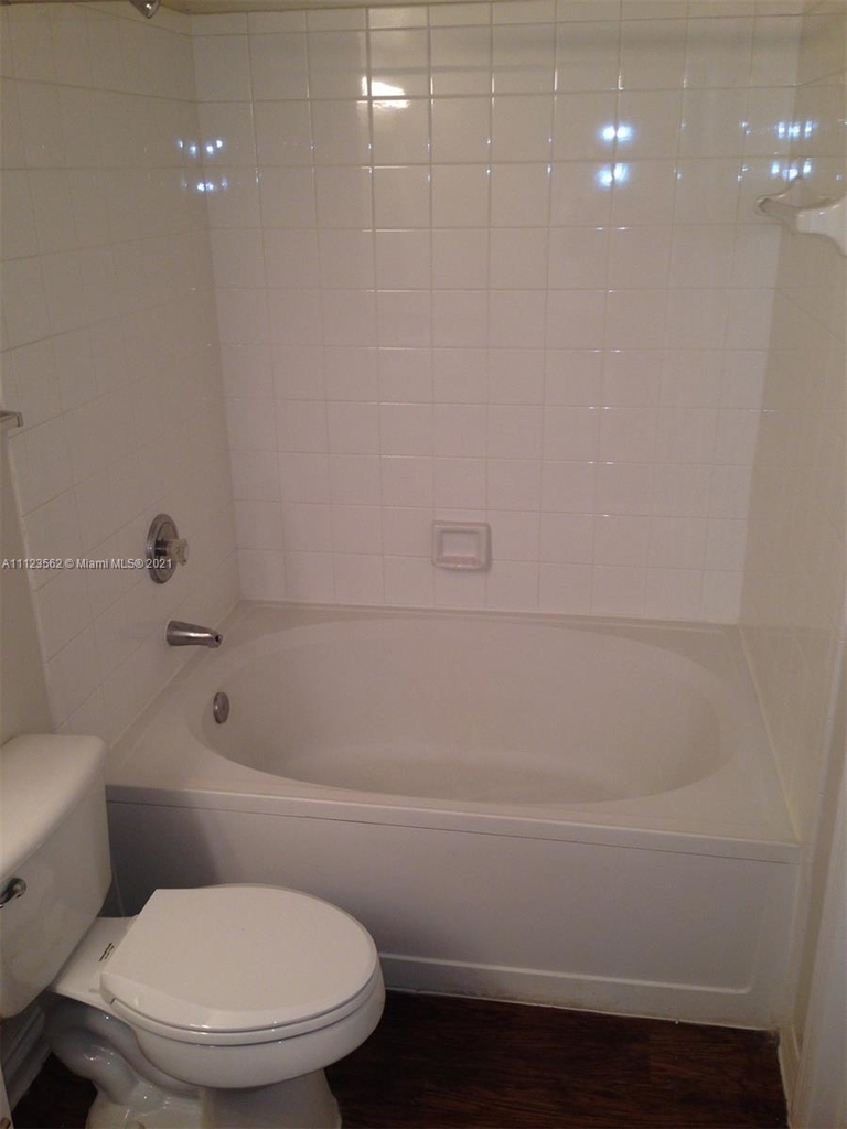 160 Sw 117th Ter - Photo 17