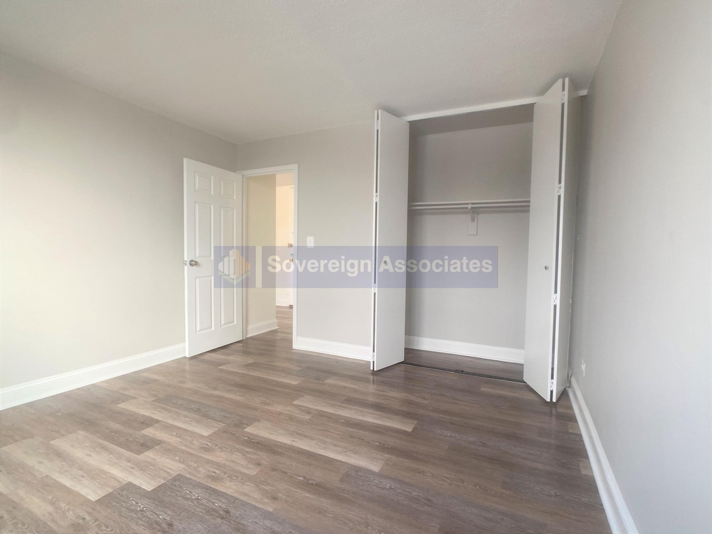 3333 Broadway - Photo 5