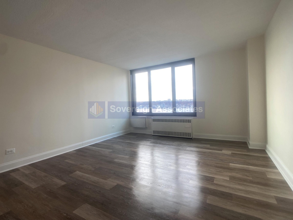 3333 Broadway - Photo 0