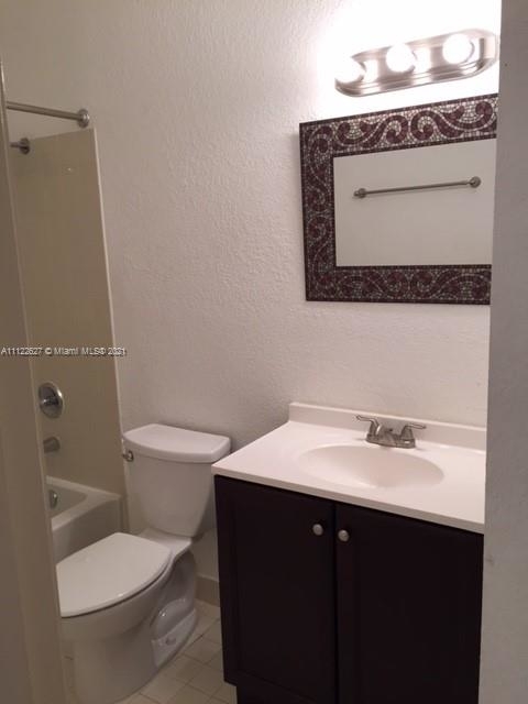 7429 Sw 152nd Ave - Photo 2