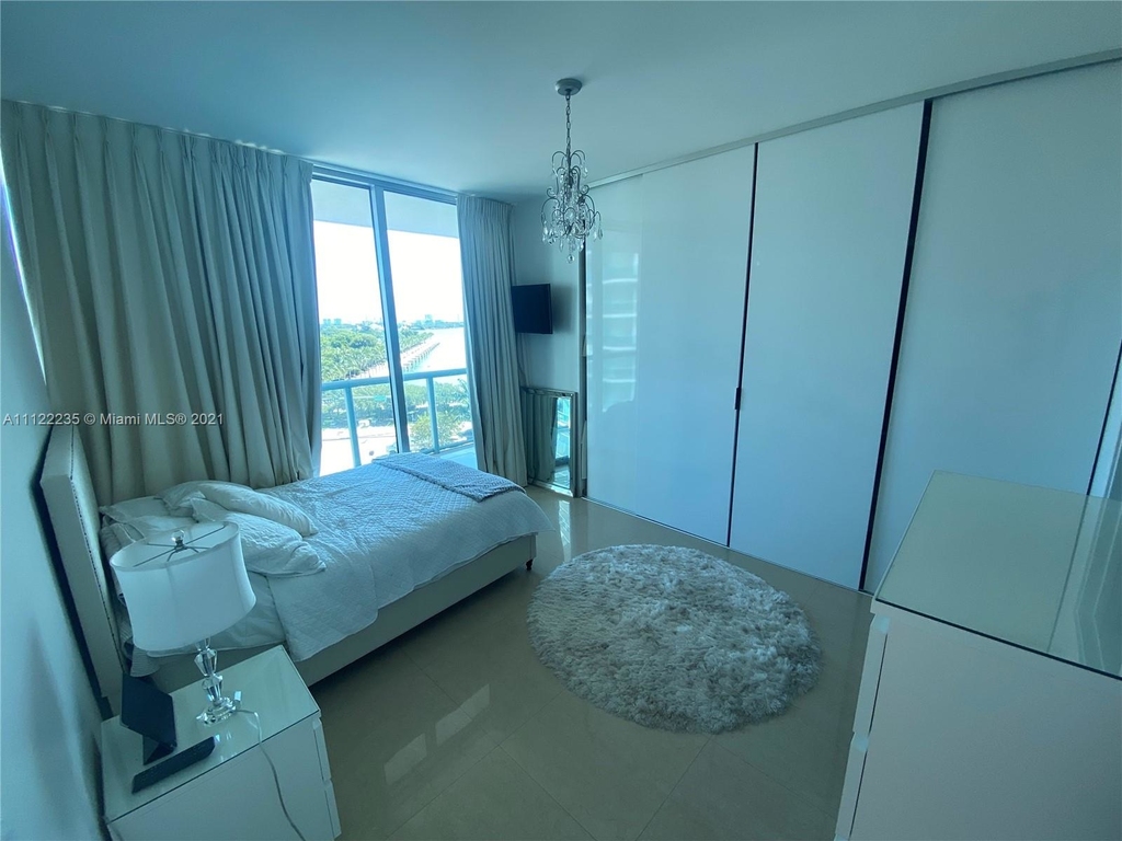 888 Biscayne Blvd - Photo 4