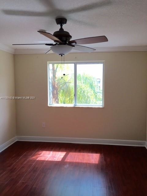 20930 Sw 87th Ave - Photo 3