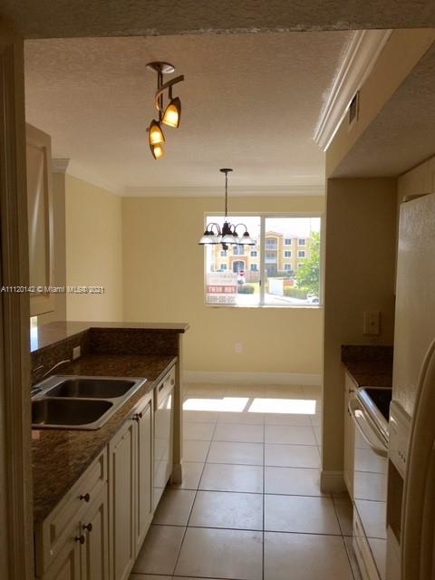 20930 Sw 87th Ave - Photo 9