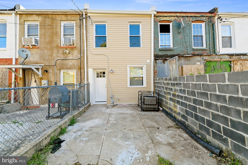 810 N Rose Street - Photo 25