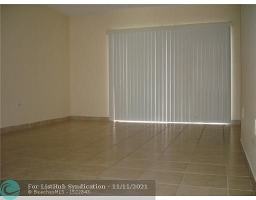 221 Palm Cir - Photo 3