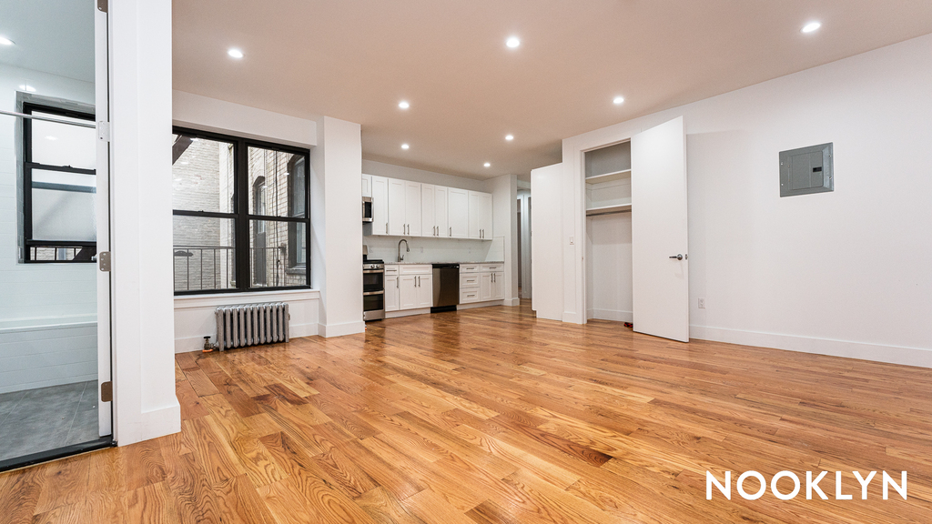 410 Eastern Pkwy - Photo 1