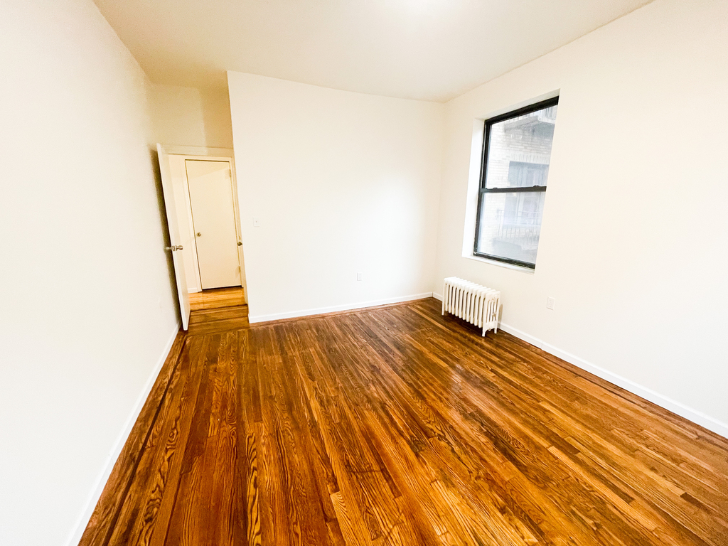 2147 East 17th Street - Photo 5