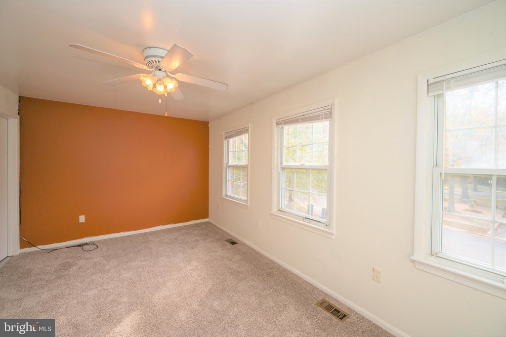 5835 Humblebee Road - Photo 20