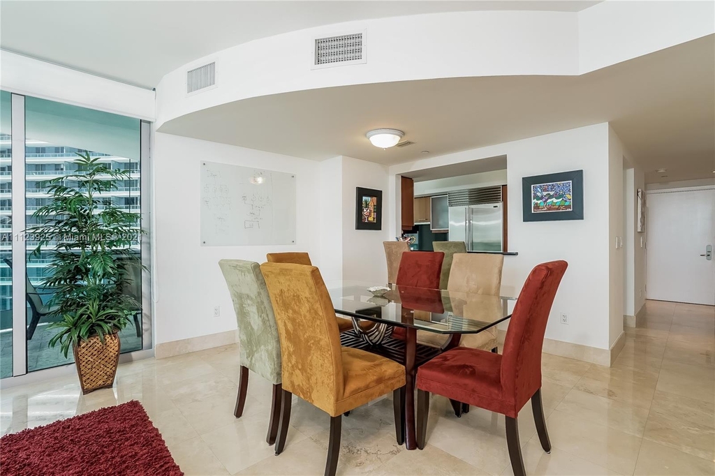 1331 Brickell Bay Dr - Photo 3