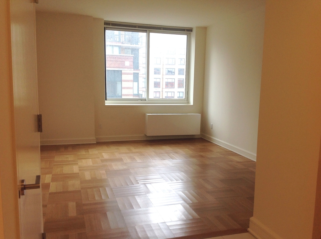 400 West 63rd Street - Photo 2