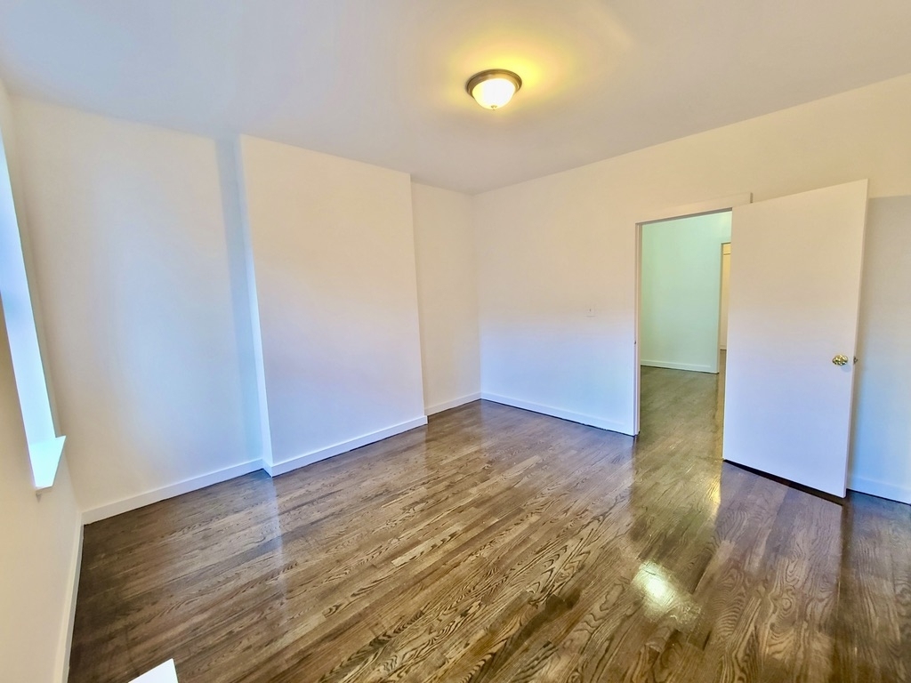 165 East 87th Street - Photo 1