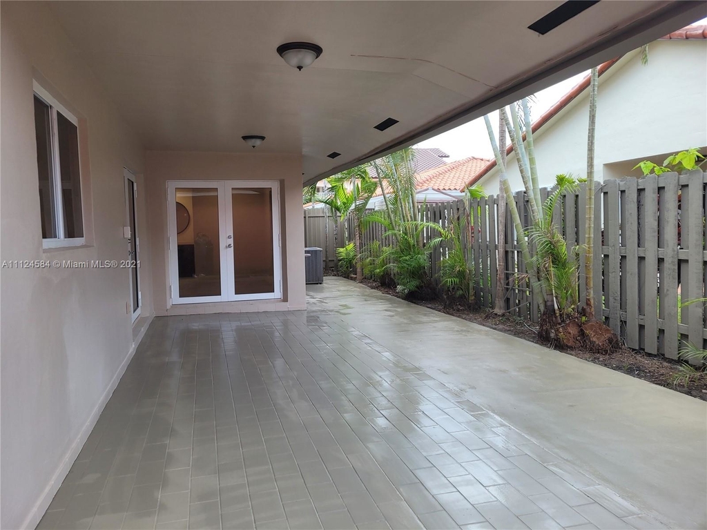 9973 Sw 27th Ter - Photo 13