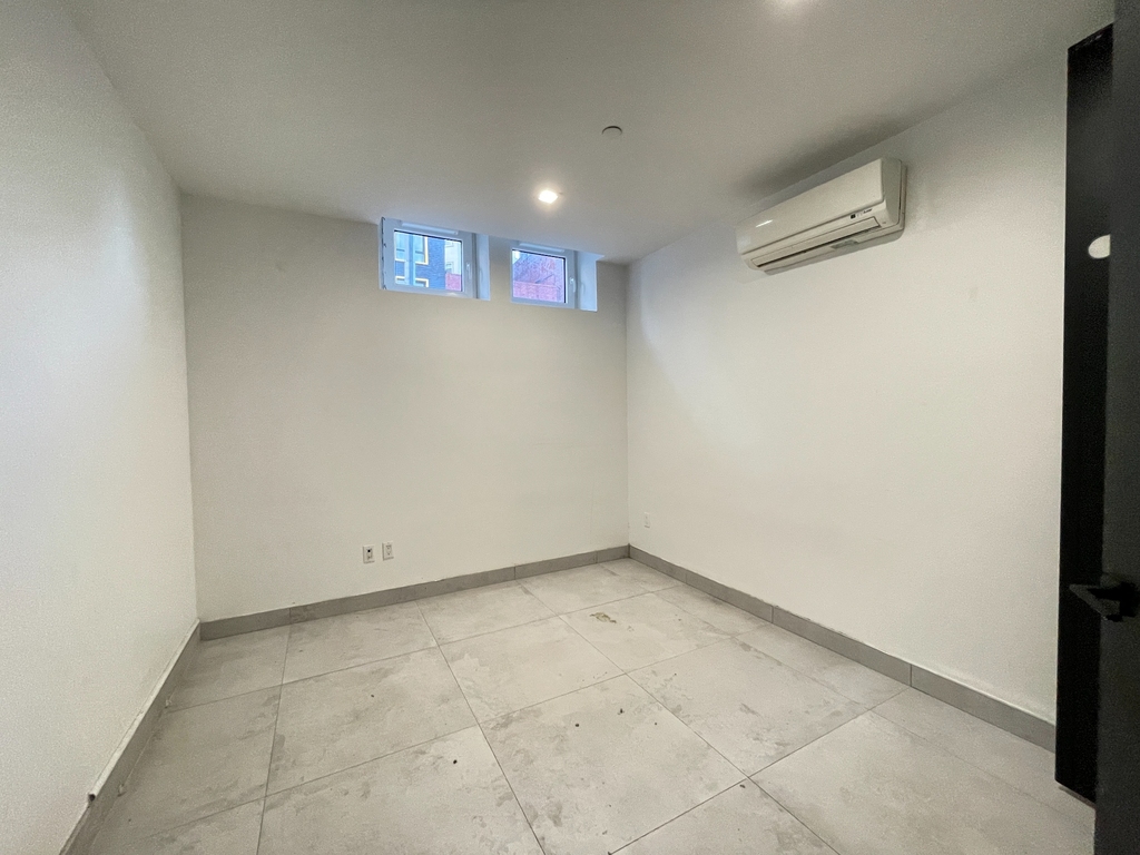 832 Lexington Avenue - Photo 5