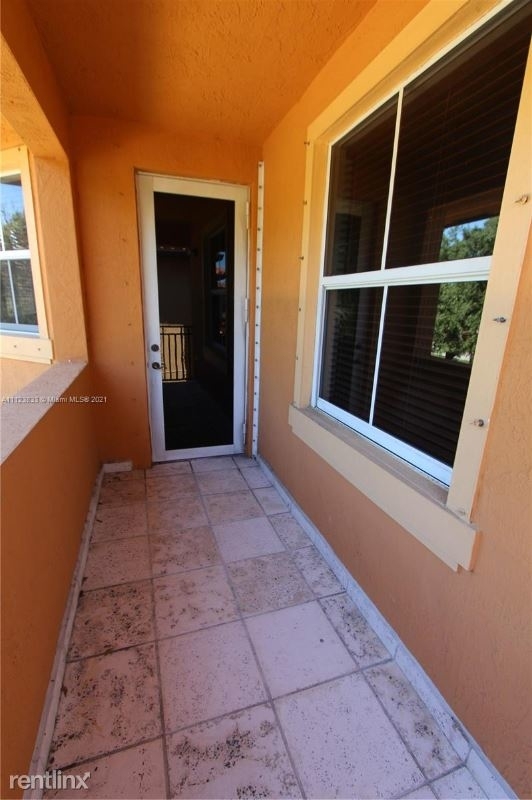 15401 Sw 26th Ter #15401 - Photo 21