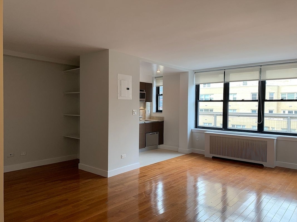 400 East 57th Street - Photo 1