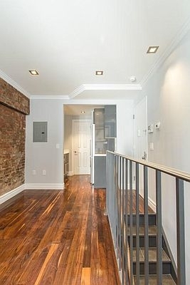 124 Ridge Street - Photo 2