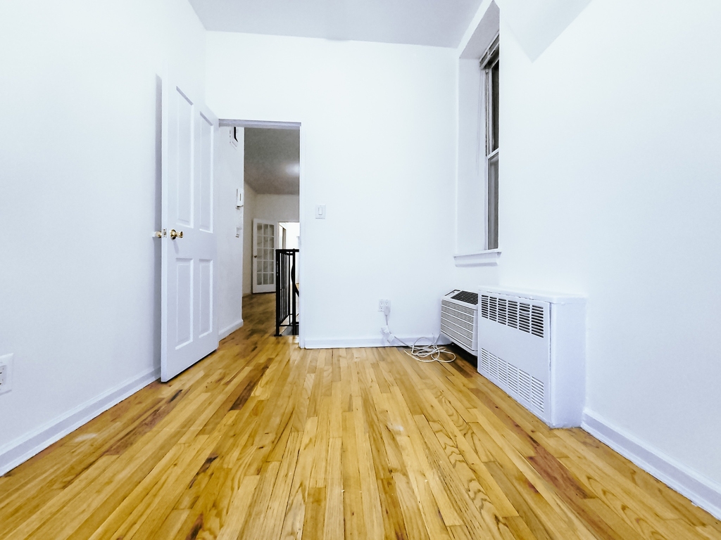 333 East 84th street - Photo 3