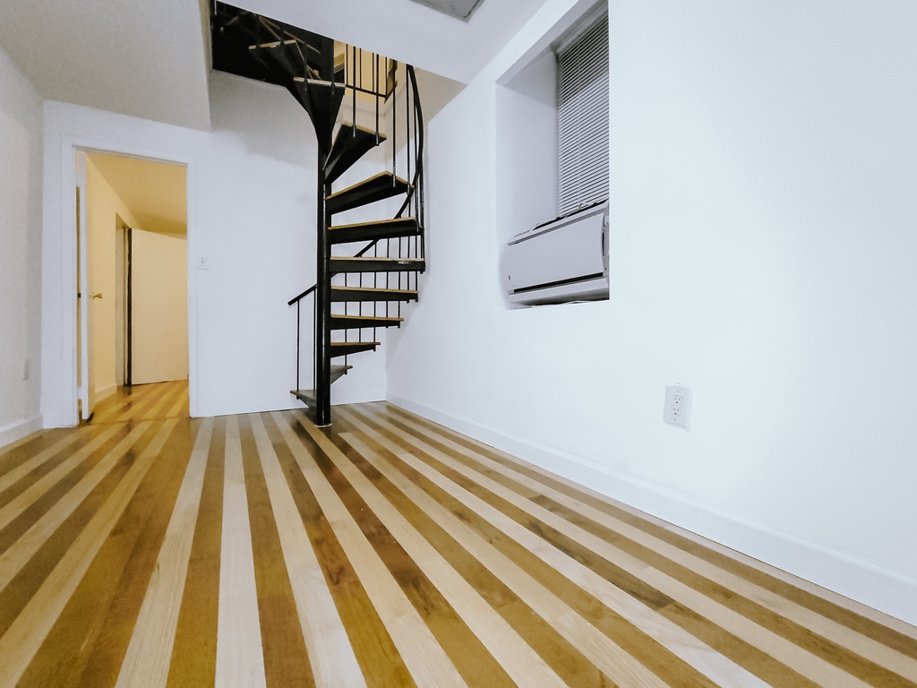 333 East 84th street - Photo 8