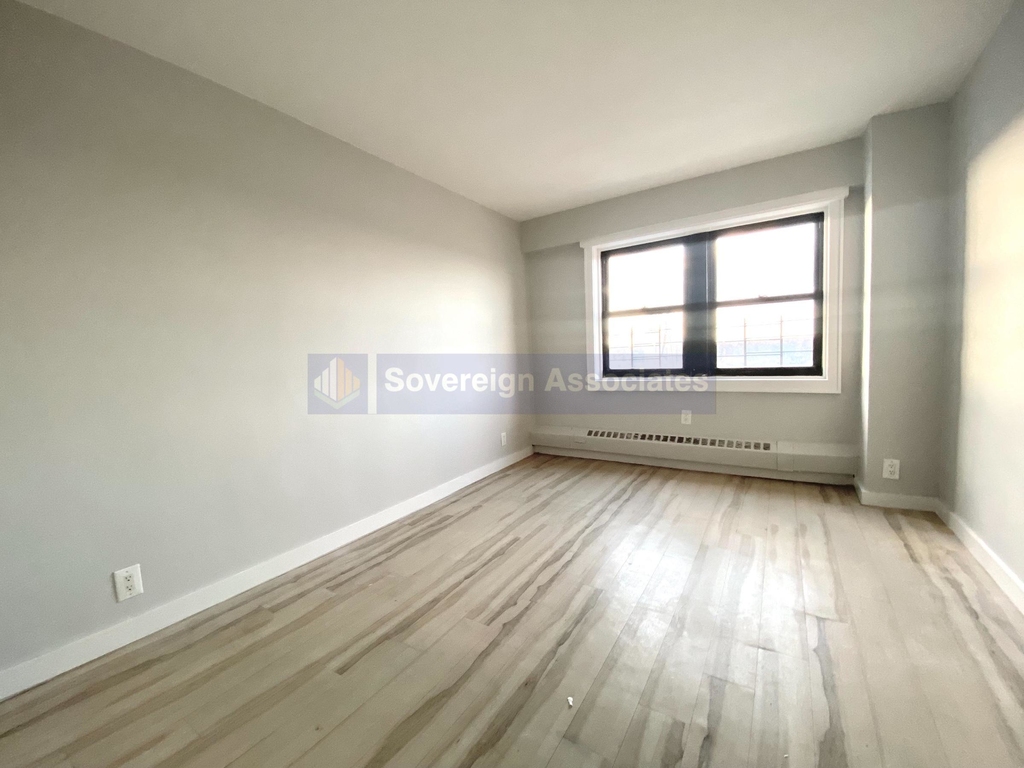 111 Wadsworth Avenue - Photo 6