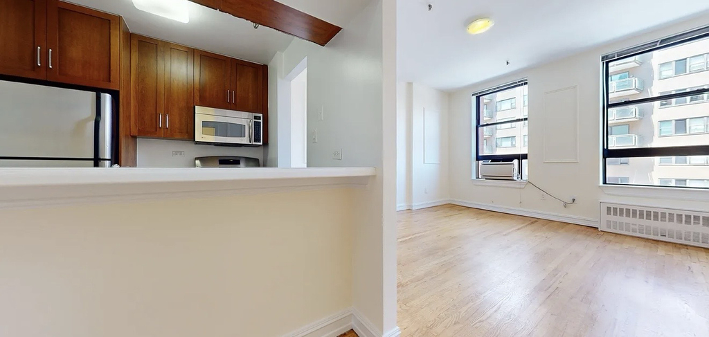 1 Astor Place - Photo 1