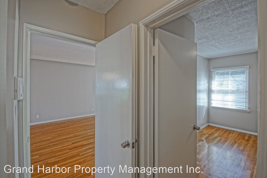 14226 Isis Avenue - Photo 19