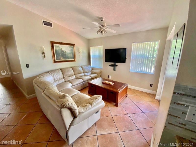 14761 Sw 170th Ter Iv - Photo 10