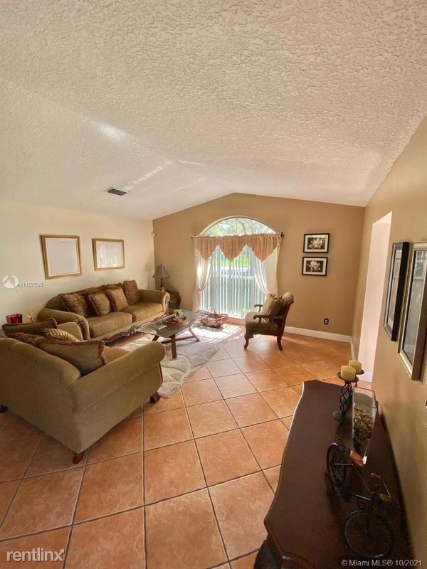 14761 Sw 170th Ter Iv - Photo 9