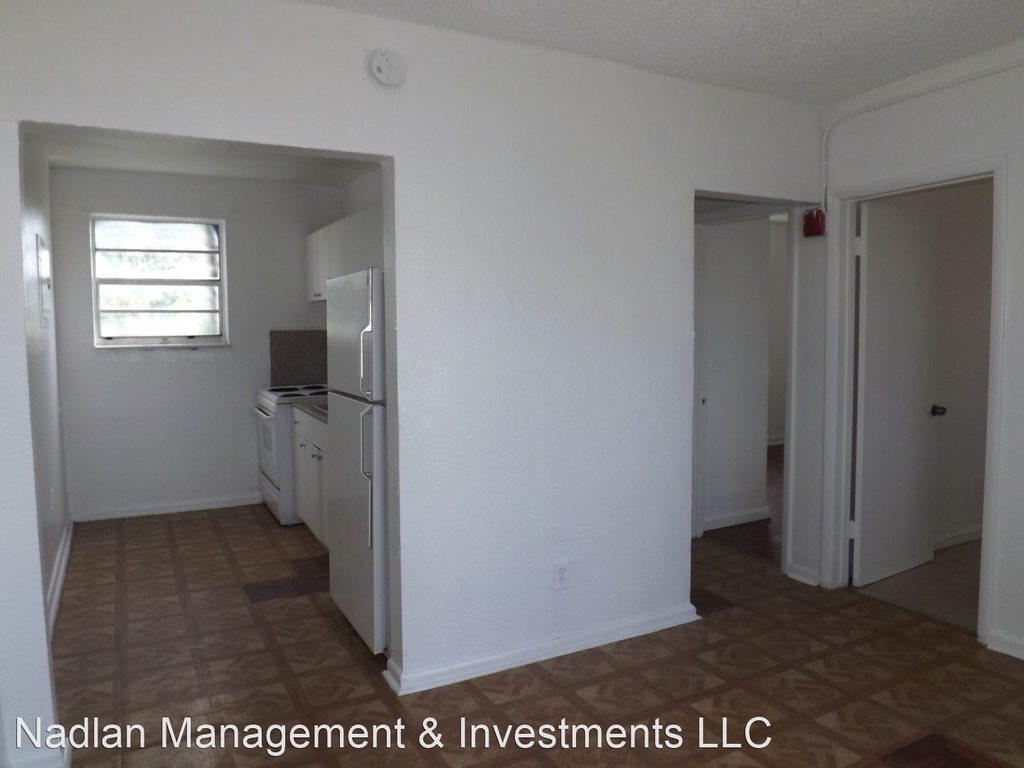 1117 Nw 3 Ave - Photo 3
