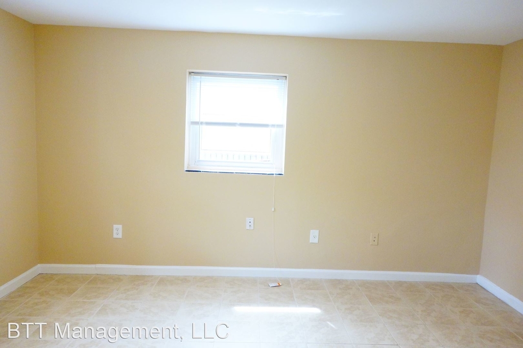 8309 Greenwood Ave - Photo 6