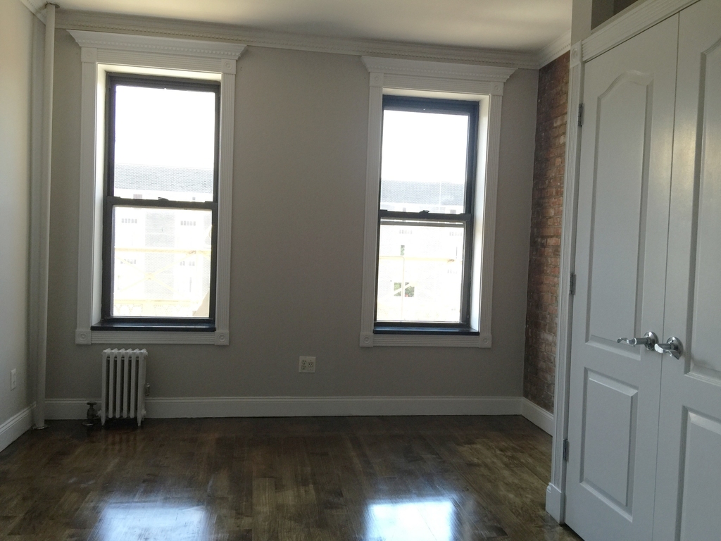 10th Avenue and W 50th Street - Photo 6