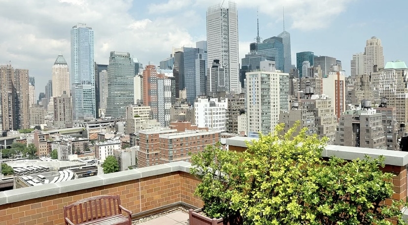 444 West 35th Street - Photo 5