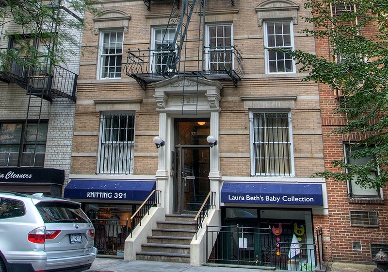 321 East 75th Street - Photo 9