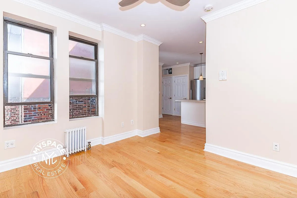 41 Jefferson Street - Photo 2