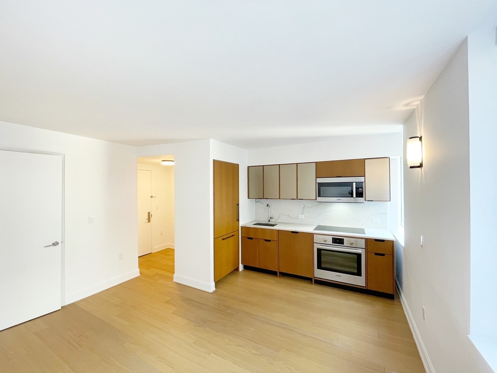 420 East 54th Street - Photo 2