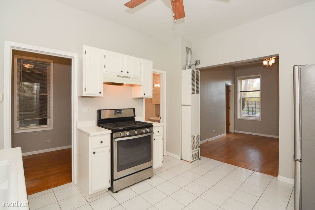 2217 N. Seeley, Unit 1r - Photo 4