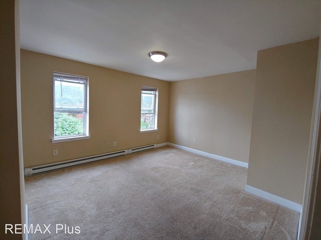 4220 Powelton Avenue - Photo 5