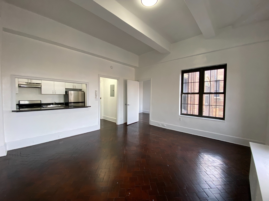 160 West 73rd Street - Photo 1