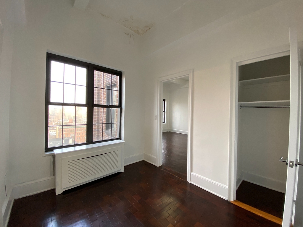 160 West 73rd Street - Photo 3