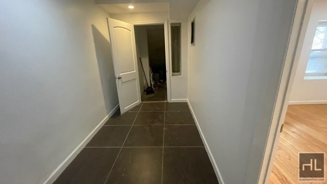 443 Franklin Avenue - Photo 6