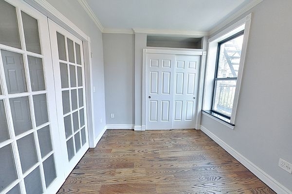 382 East 10th Street - Photo 1