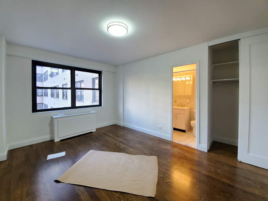 145 East 16th Street - Photo 5