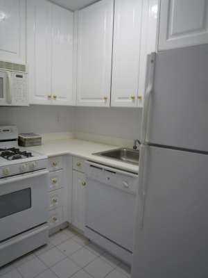 East 12th Street - Photo 2