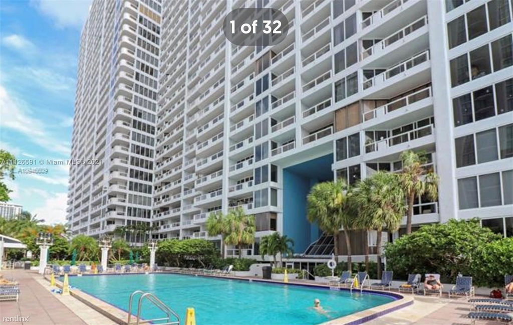 1717 N Bayshore Dr Apt 1948 - Photo 1