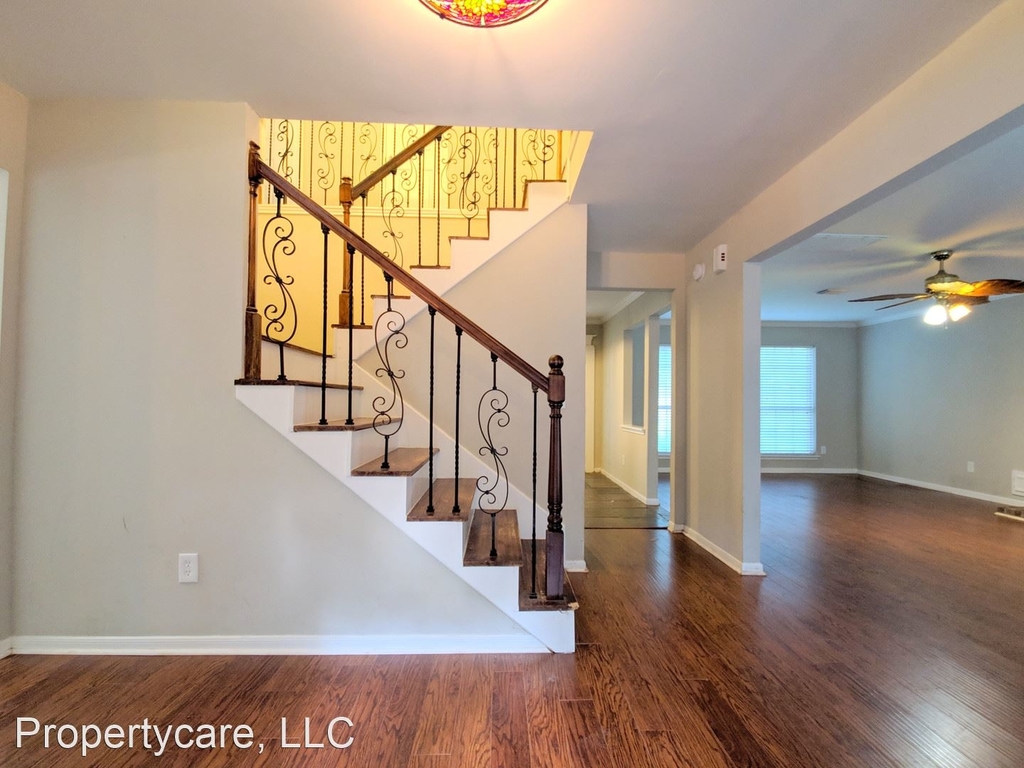 15 Thorn Berry Pl. - Photo 2