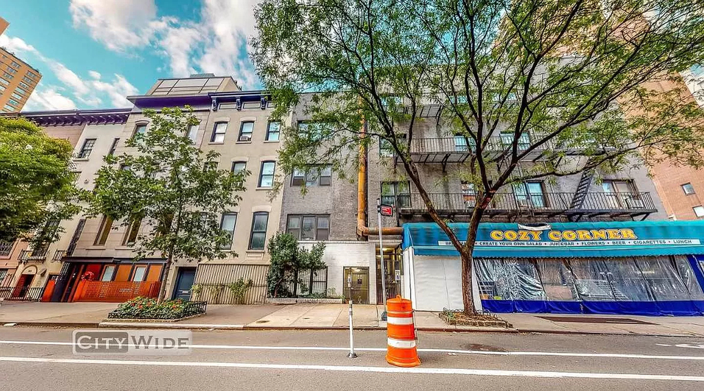 255 East 61st - Photo 3