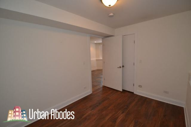 3023 N Oakley Ave - Photo 8