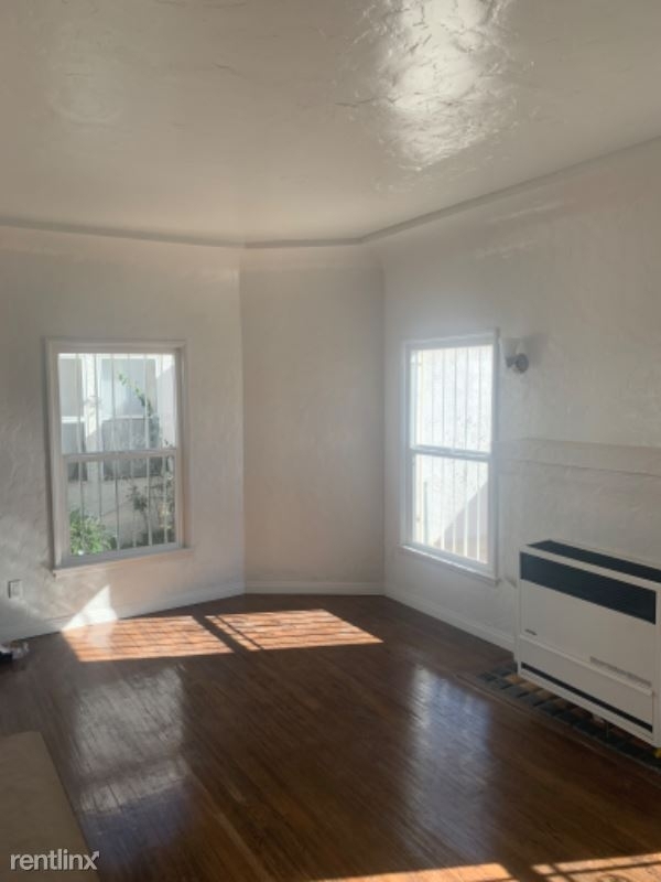 1020 W 64th St - Photo 11