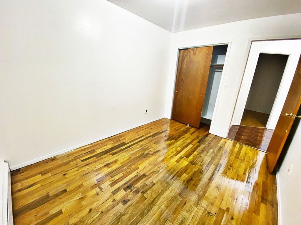 2309 West 12th Street - Photo 12