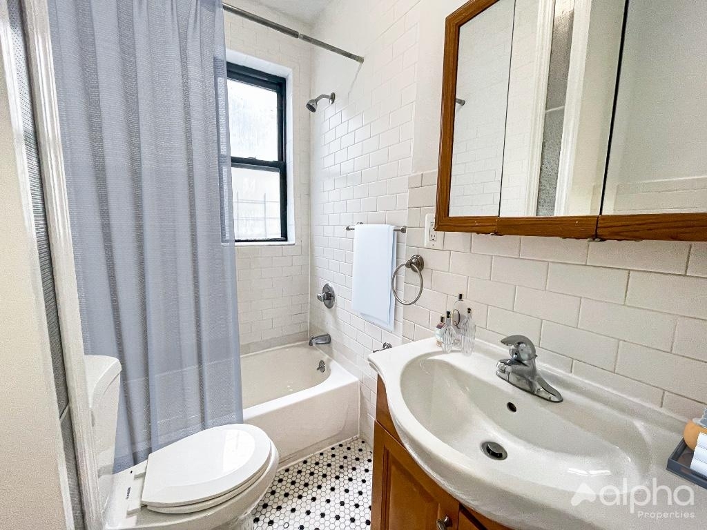 173 East 101st Street - Photo 5