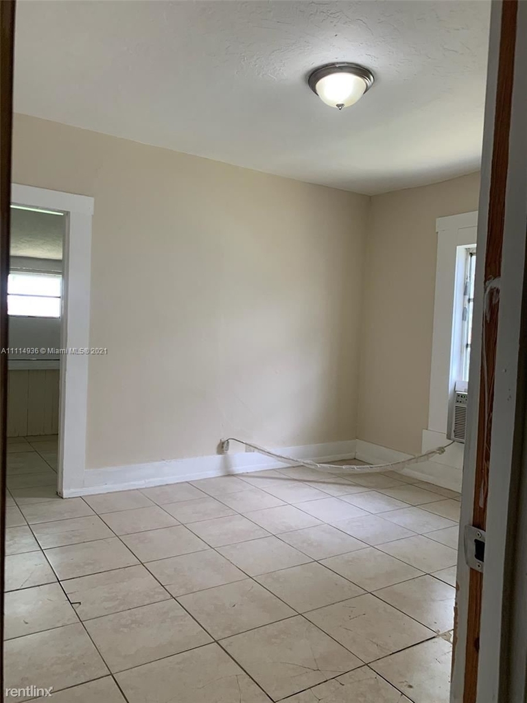 2780 Nw 57th St - Photo 55